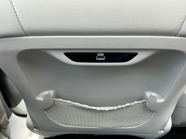 Used 2017 Chrysler Pacifica Limited FWD image 25