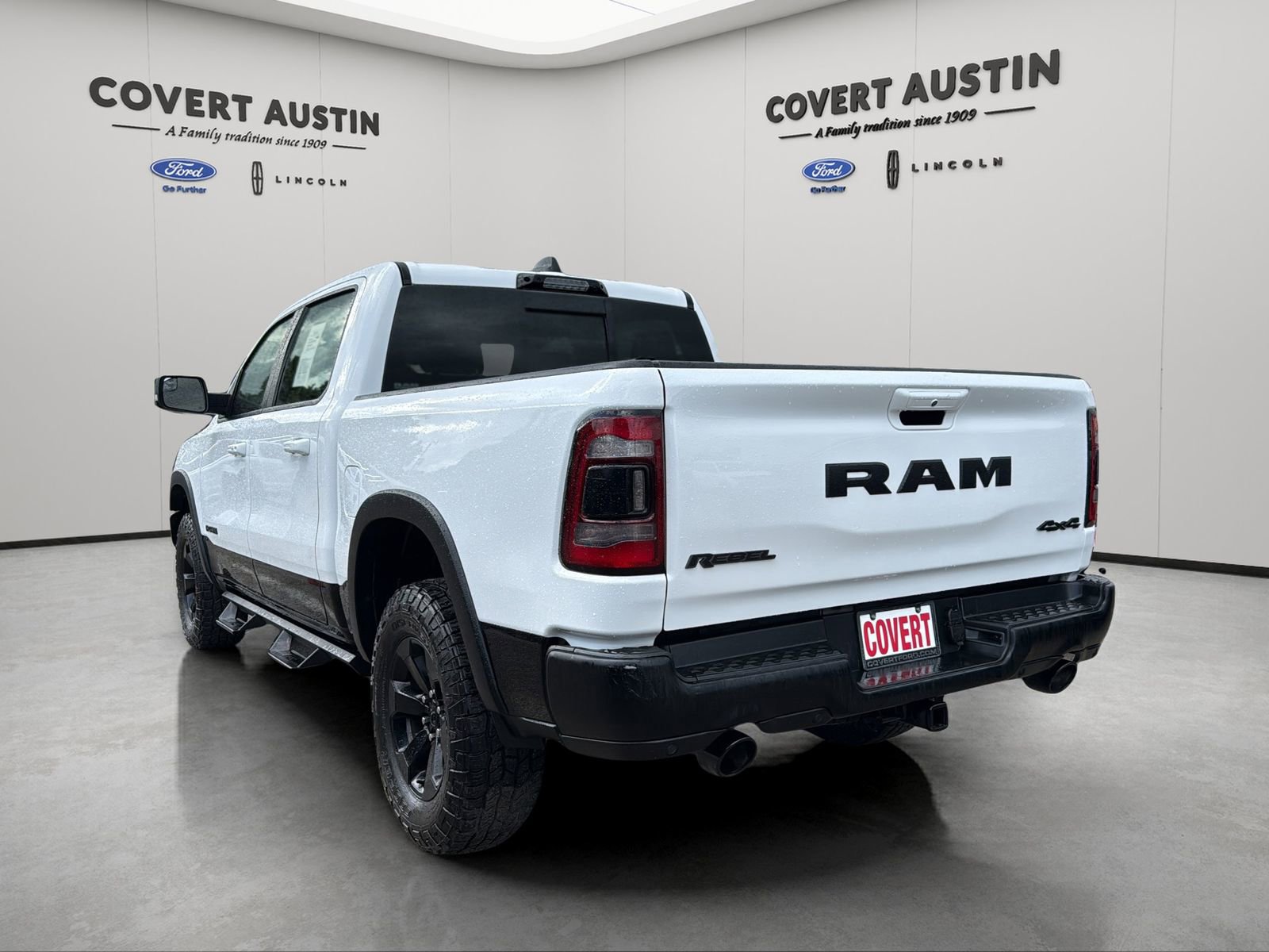 Used 2021 RAM 1500 Rebel w/ Rebel Level 2 Equipment Group AWD/4WD image 3