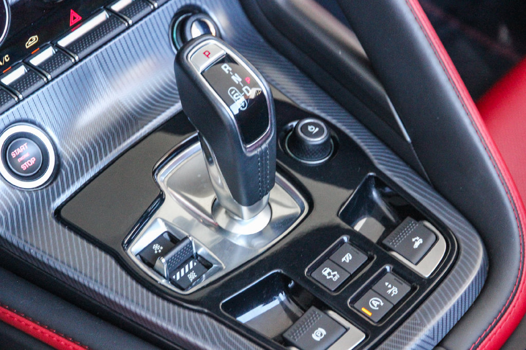 Used 2023 Jaguar F-TYPE R-Dynamic AWD/4WD image 19