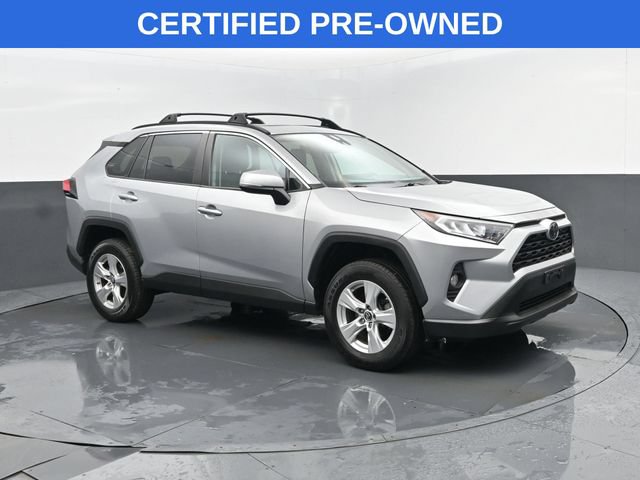 Used 2019 Toyota RAV4 XLE w/ All Weather Liner Package AWD/4WD image 3