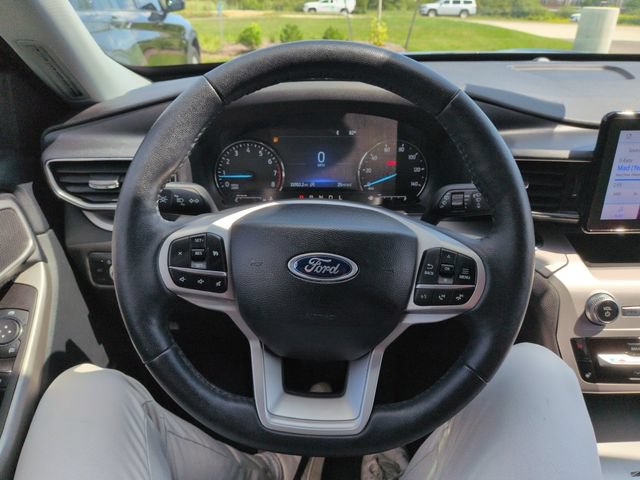 Certified 2023 Ford Explorer XLT w/ Equipment Group 202A AWD/4WD image 32