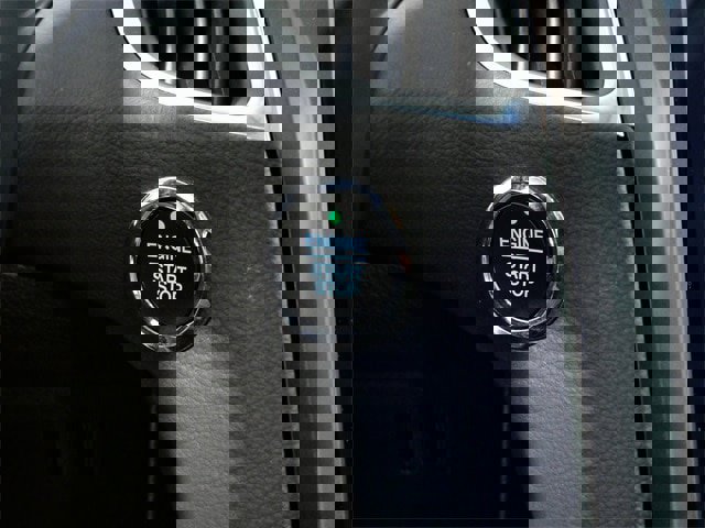 Certified 2023 Ford Edge Titanium w/ Class II Trailer Tow Package image 23