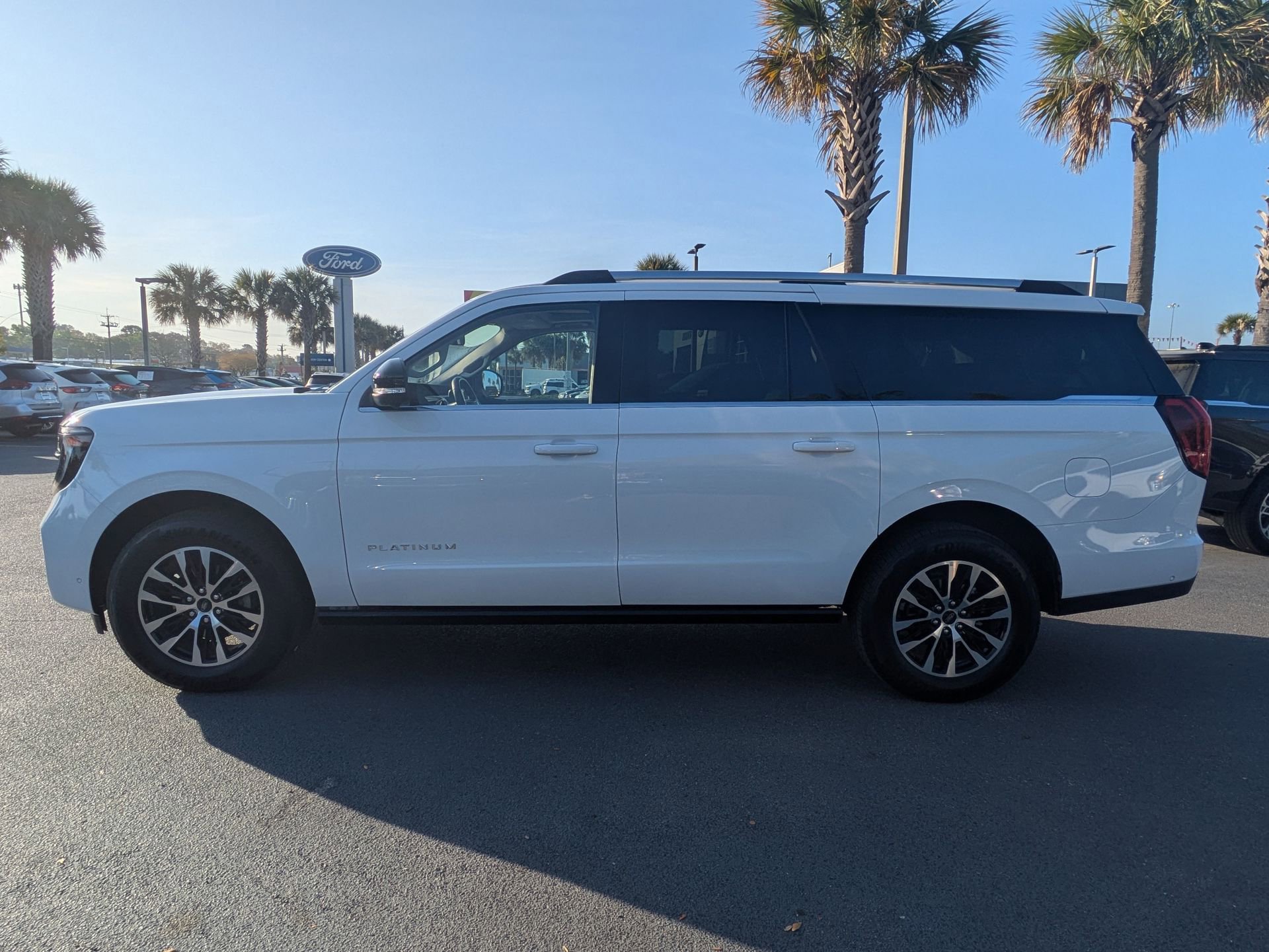 Certified 2025 Ford Expedition Max Platinum image 43