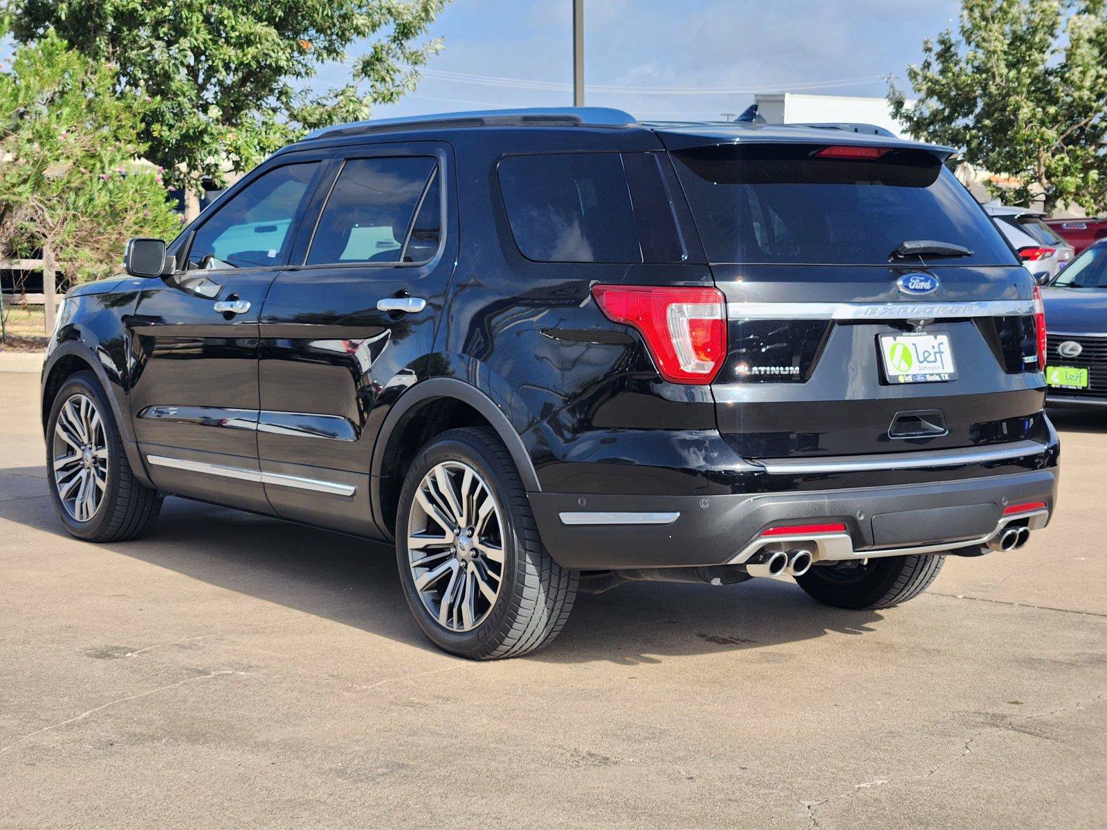 Certified 2018 Ford Explorer Platinum AWD/4WD image 5