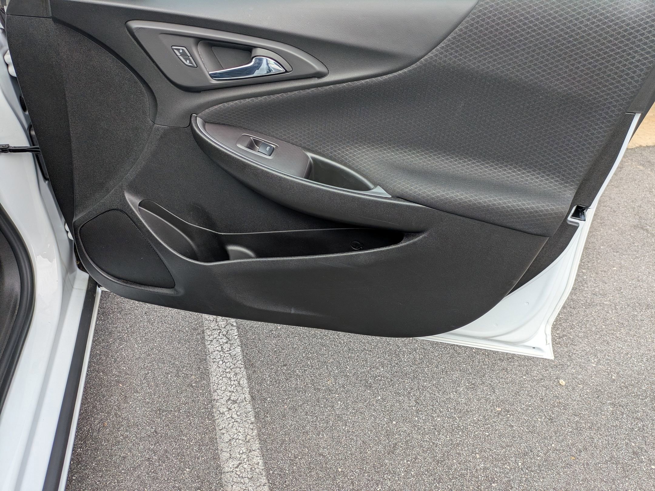 Used 2023 Chevrolet Malibu LS w/ Driver Confidence Package image 34