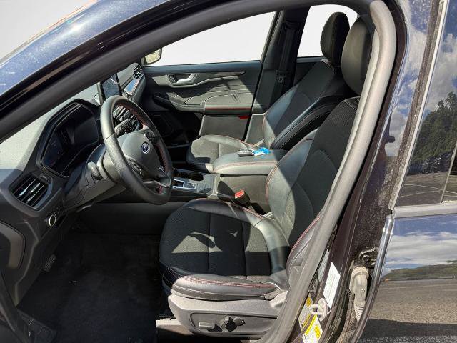 Certified 2026 Ford Escape ST-Line AWD/4WD image 12