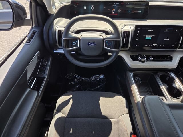 Certified 2025 Ford Expedition Active AWD/4WD image 15