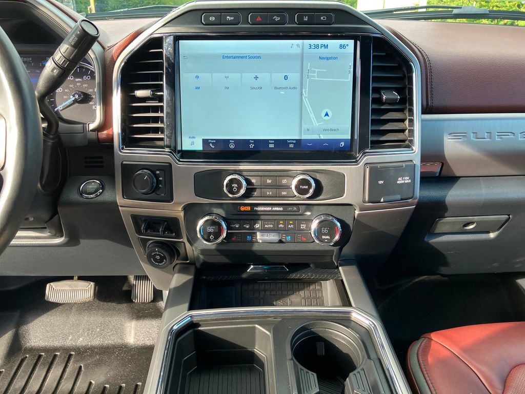 Certified 2022 Ford F450 Platinum w/ FX4 Off-Road Package image 31