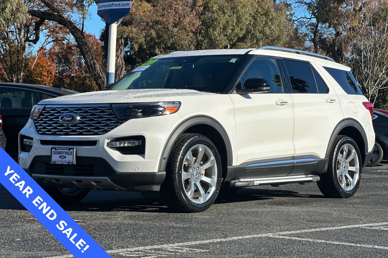 Certified 2020 Ford Explorer Platinum w/ Premium Technology Package image 9
