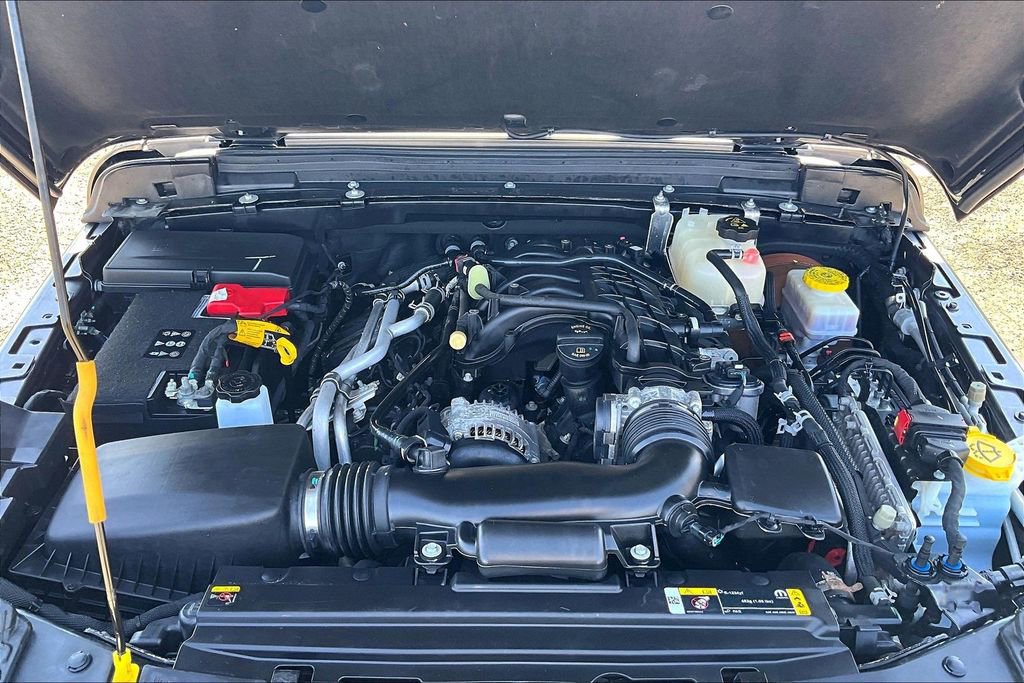 Used 2022 Jeep Wrangler Unlimited Sport image 12