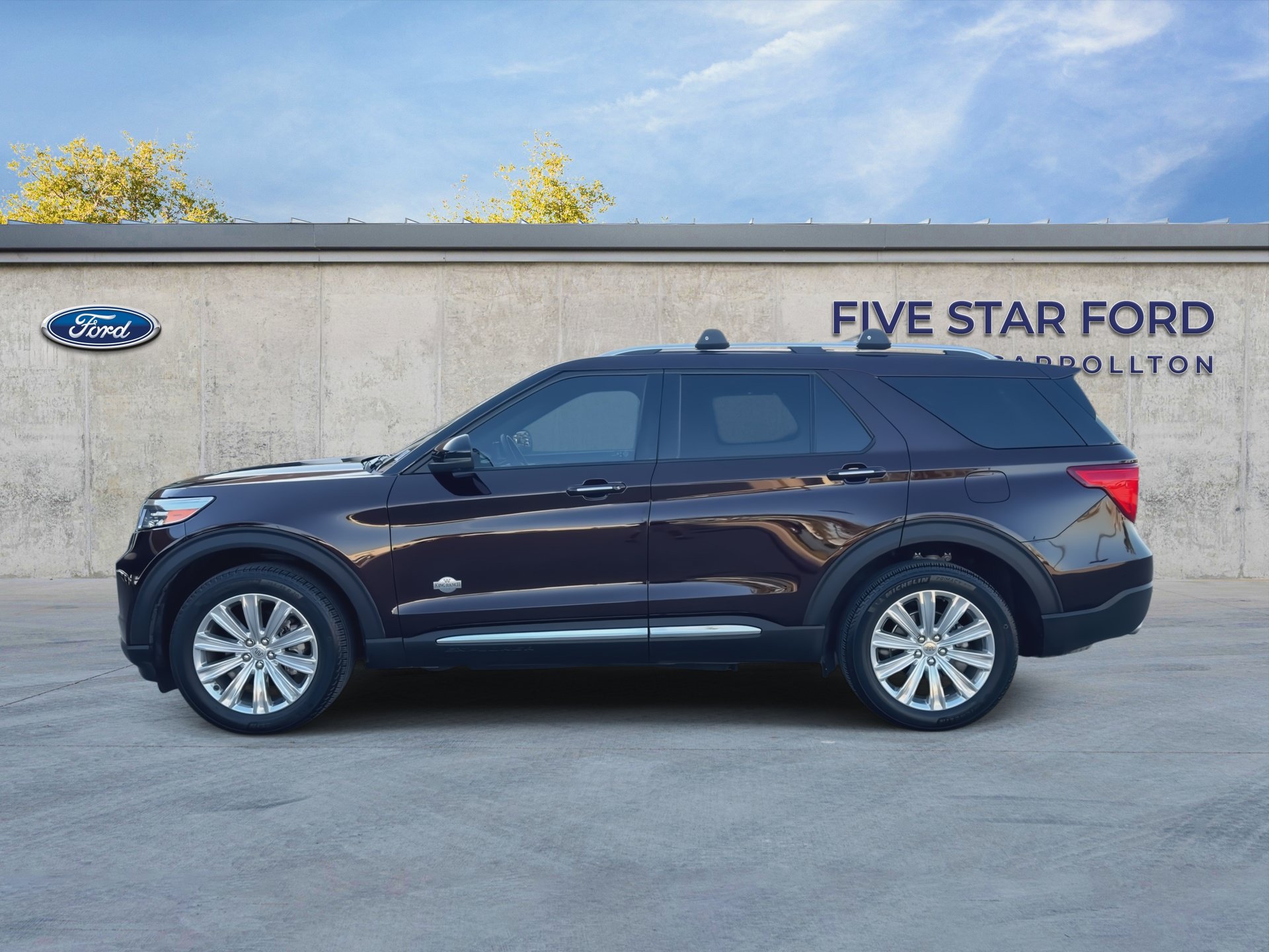 Certified 2023 Ford Explorer King Ranch w/ Technology Package AWD/4WD image 5