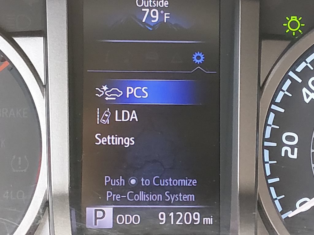 Used 2019 Toyota Tacoma SR5 AWD/4WD image 25