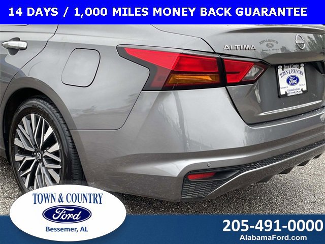 Used 2024 Nissan Altima 2.5 SV image 12