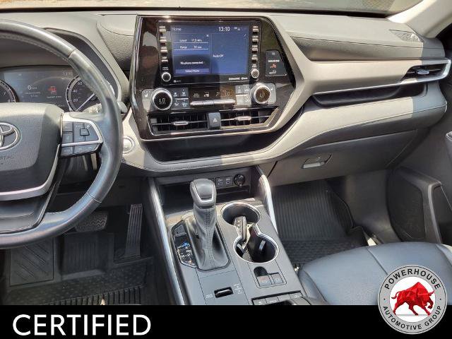 Used 2022 Toyota Highlander XLE FWD image 22