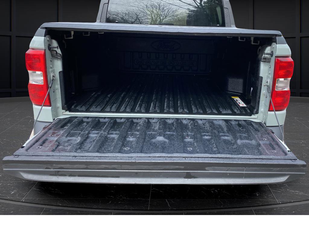 Certified 2024 Ford Maverick XLT w/ XLT Luxury Package image 32