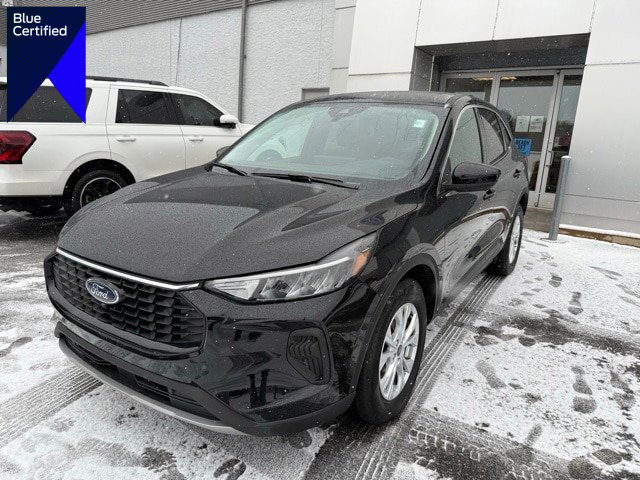 Certified 2023 Ford Escape Active w/ Tech Pack #2 image 1