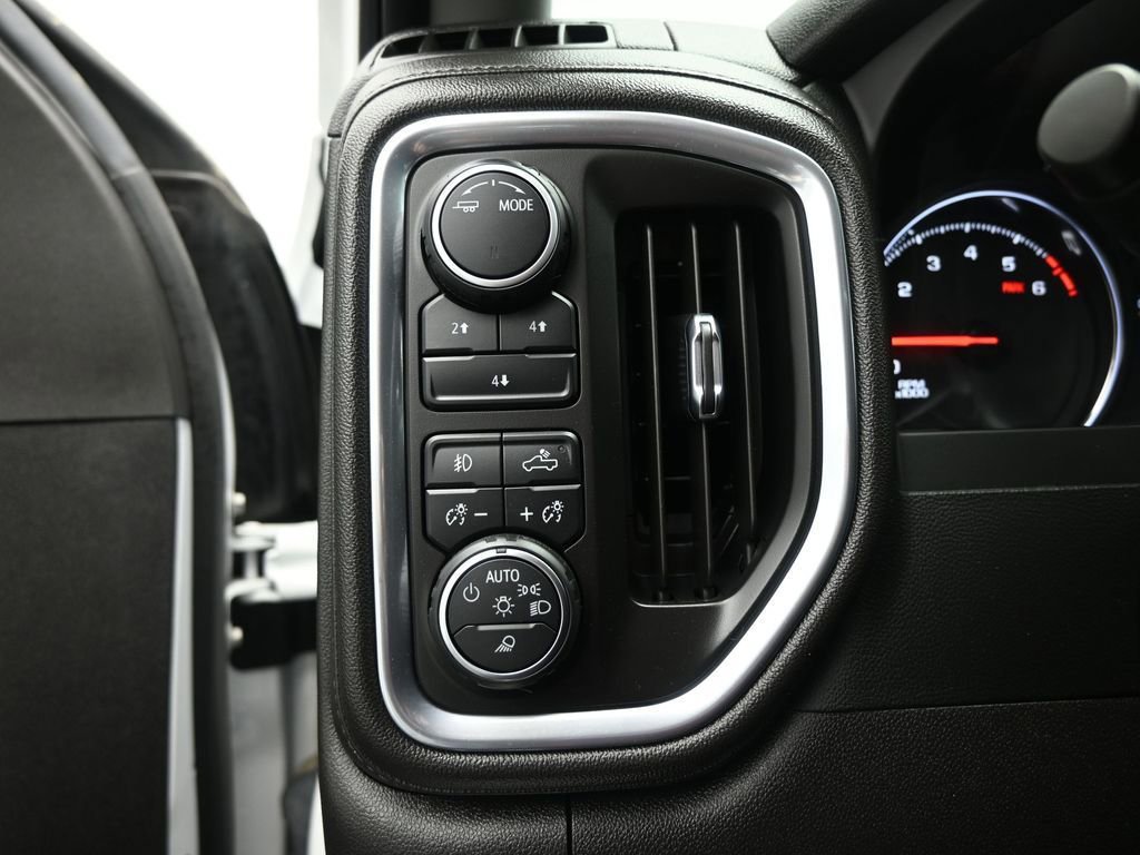 Used 2022 Chevrolet Silverado 2500 LT w/ All Star Edition image 37