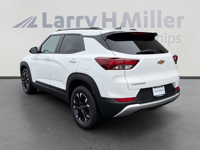 Used 2022 Chevrolet TrailBlazer LT image 3