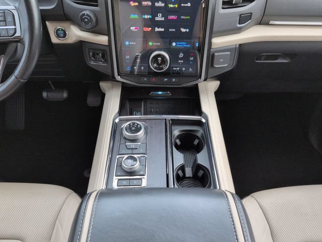 Certified 2023 Ford Expedition Platinum AWD/4WD image 21