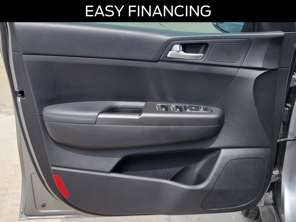 Used 2022 Kia Sportage LX FWD image 19