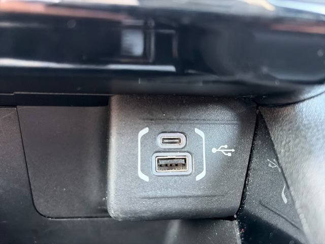 Used 2026 Jeep Compass Trailhawk AWD/4WD image 19
