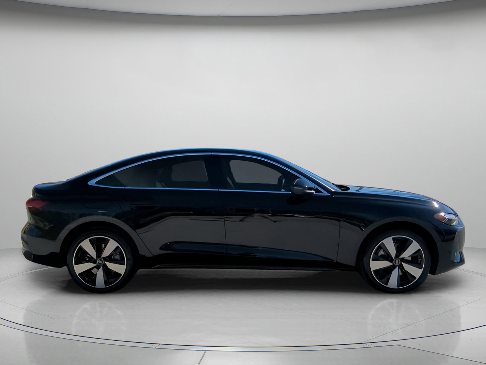 Used 2025 Audi A5 2.0T Premium Plus w/ Premium Plus image 24