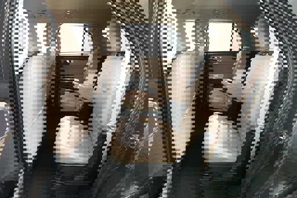 Certified 2023 Ford Explorer XLT w/ Equipment Group 202A image 26