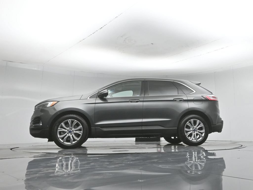 Certified 2020 Ford Edge Titanium w/ Equipment Group 301A AWD/4WD image 54