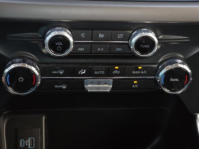 Certified 2024 Ford F150 XLT w/ FX4 Off-Road Package AWD/4WD image 24