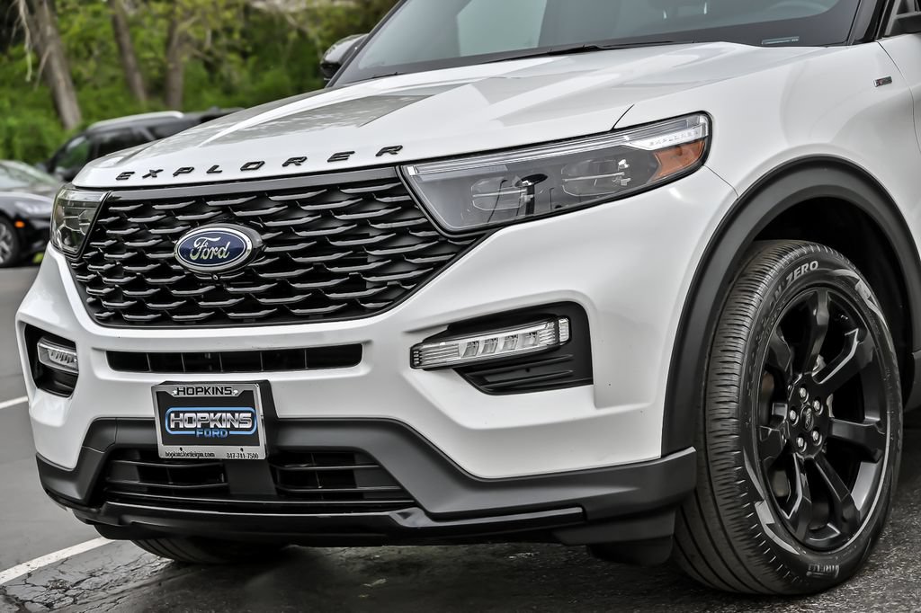 Certified 2023 Ford Explorer ST-Line AWD/4WD image 6