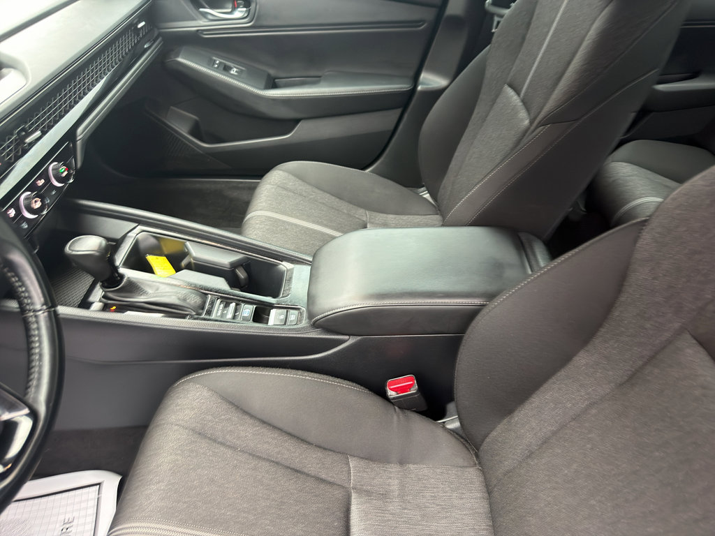 Used 2023 Honda Accord Sport image 10