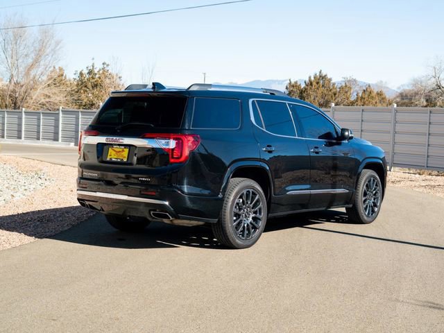 Used 2023 GMC Acadia Denali w/ Black Diamond Edition image 7