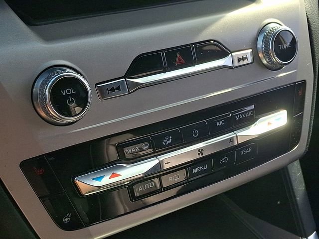 Certified 2023 Ford Explorer XLT w/ Equipment Group 202A AWD/4WD image 15