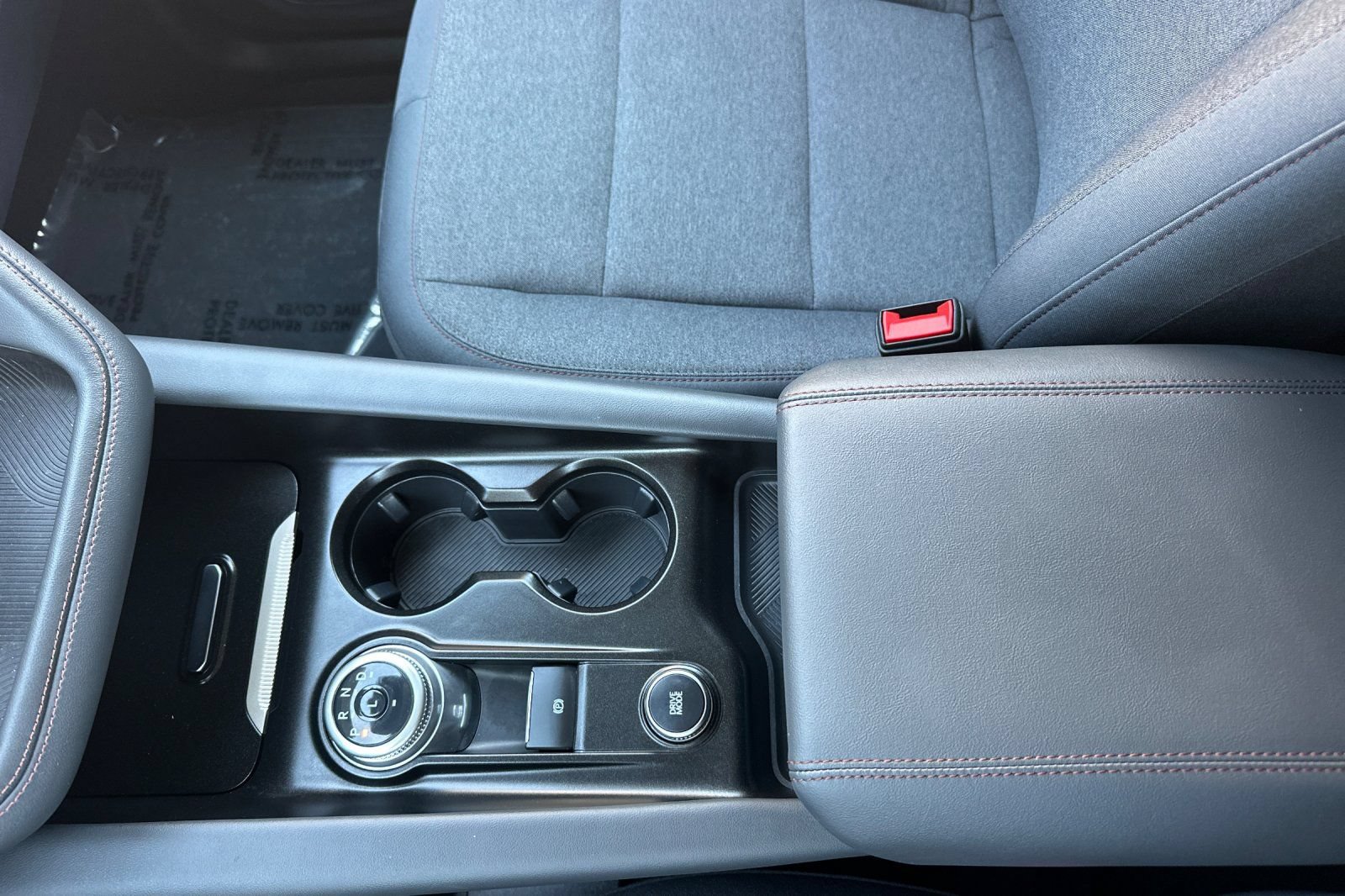 Certified 2025 Ford Explorer Active RWD image 34