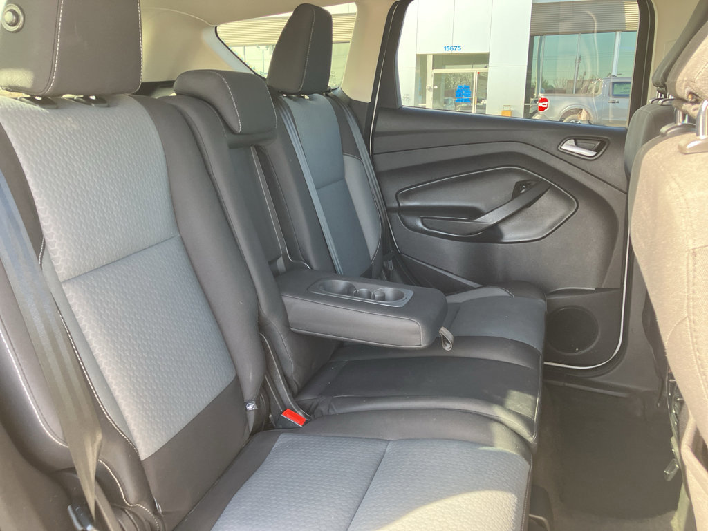 Certified 2018 Ford Escape SE w/ SE Sync 3 Package image 34