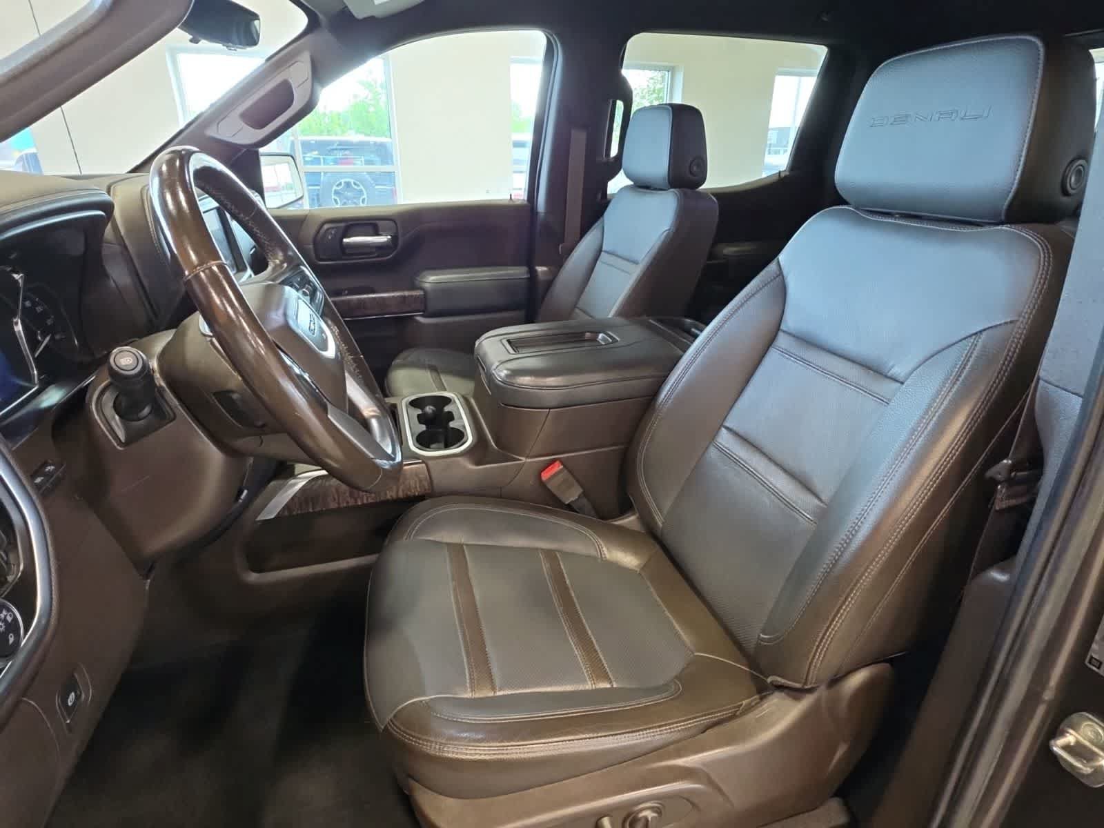 Used 2019 GMC Sierra 1500 Denali w/ Technology Package AWD/4WD image 11