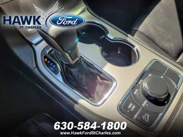 Used 2018 Jeep Grand Cherokee Limited image 16