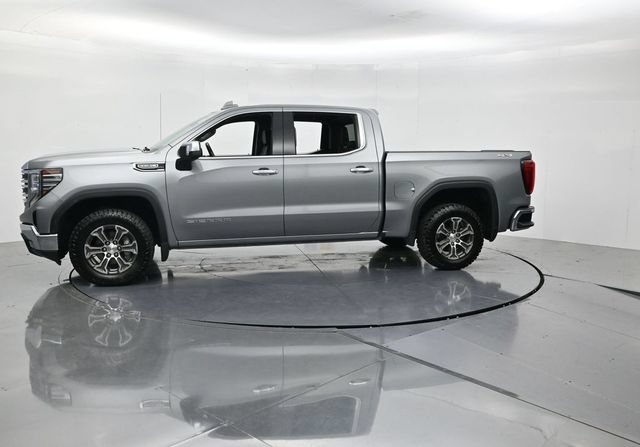 Used 2024 GMC Sierra 1500 SLT AWD/4WD image 6
