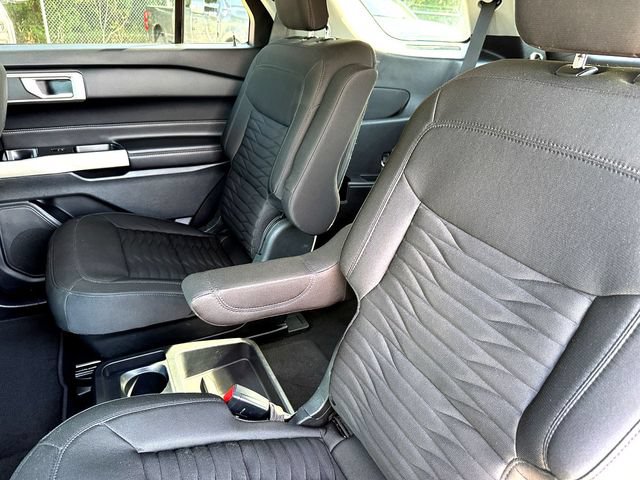 Certified 2021 Ford Explorer XLT RWD image 24