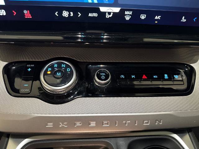 Certified 2025 Ford Expedition Active RWD image 29