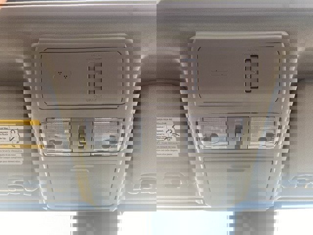 Used 2024 Nissan Frontier SL image 22