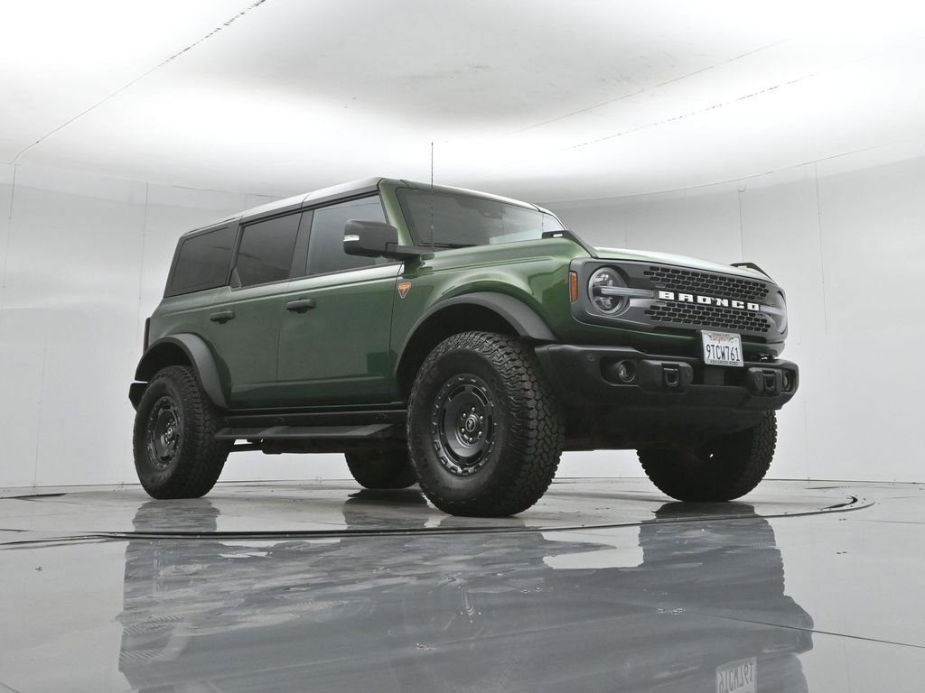 Certified 2025 Ford Bronco Badlands AWD/4WD image 44