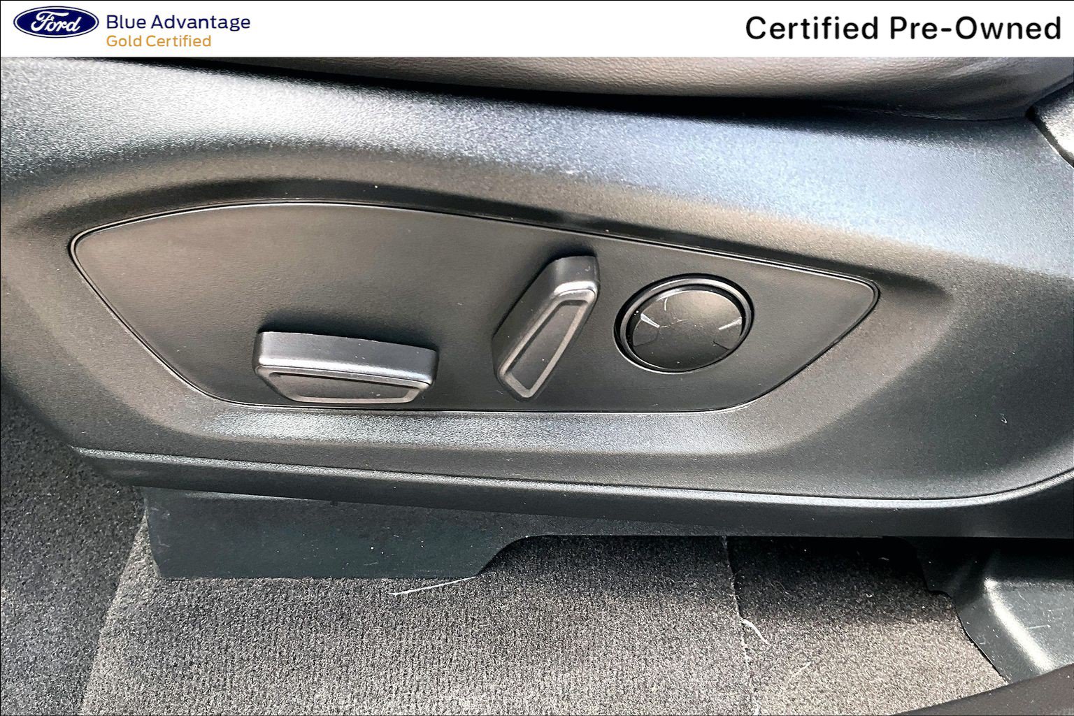 Certified 2023 Ford Explorer XLT w/ Equipment Group 202A AWD/4WD image 35