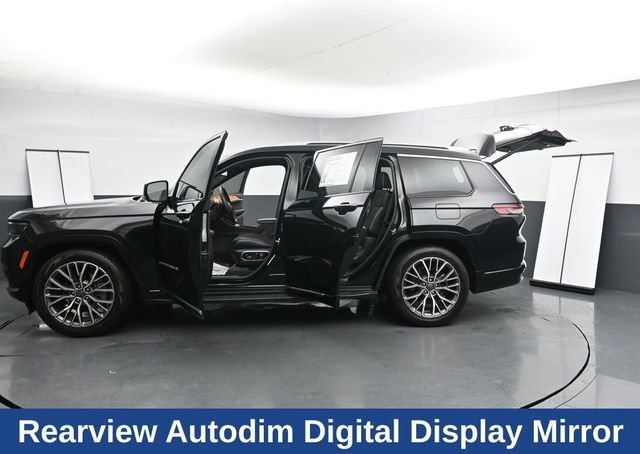 Used 2023 Jeep Grand Cherokee L Summit AWD/4WD image 39