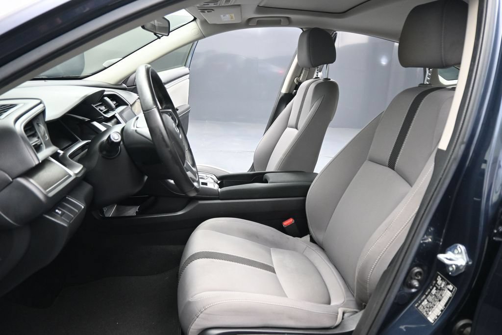 Used 2018 Honda Civic EX-T image 9