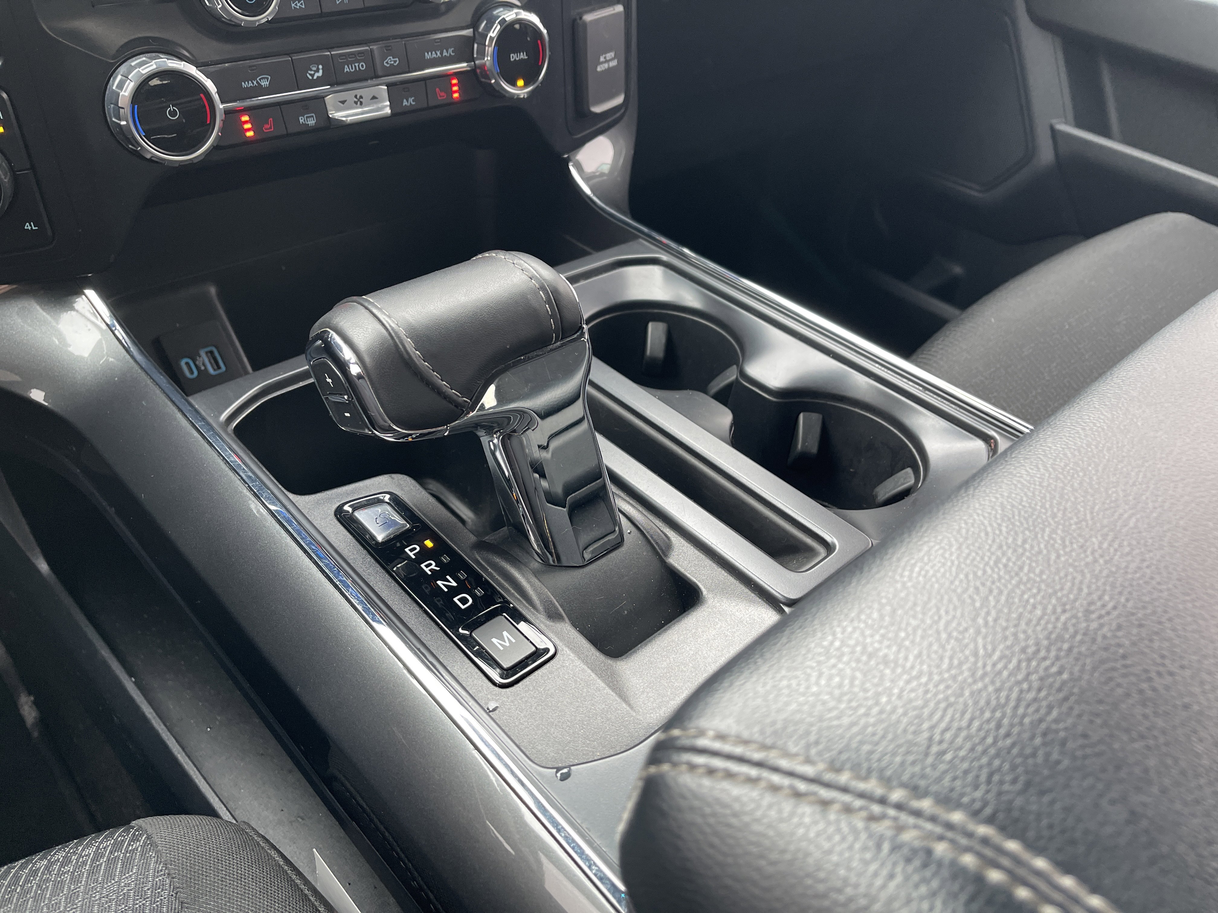 Certified 2022 Ford F150 XLT w/ Equipment Group 302A High image 23