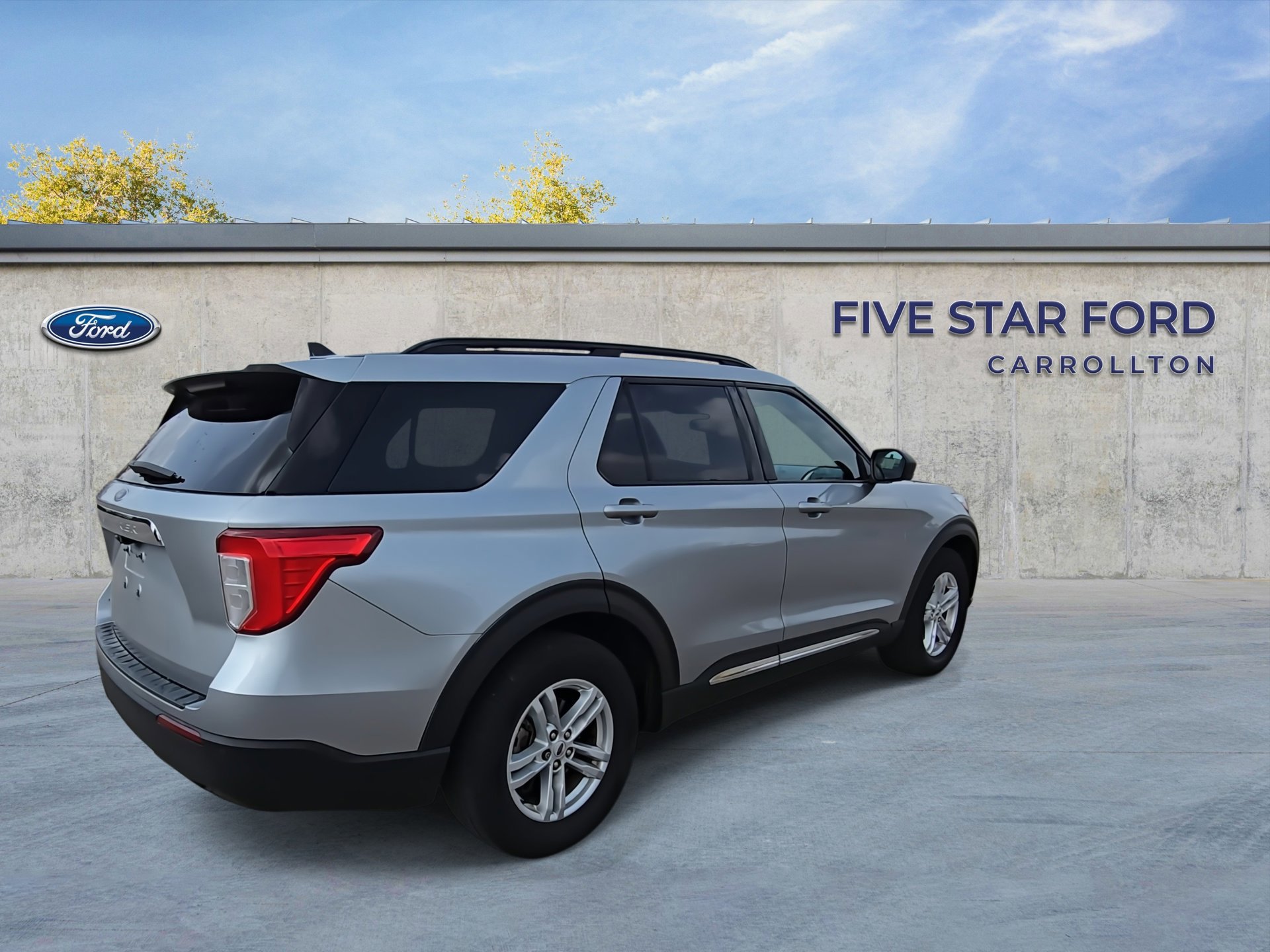 Certified 2022 Ford Explorer XLT image 5