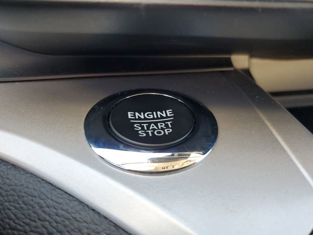 Certified 2024 Ford Explorer XLT w/ Equipment Group 202A image 22