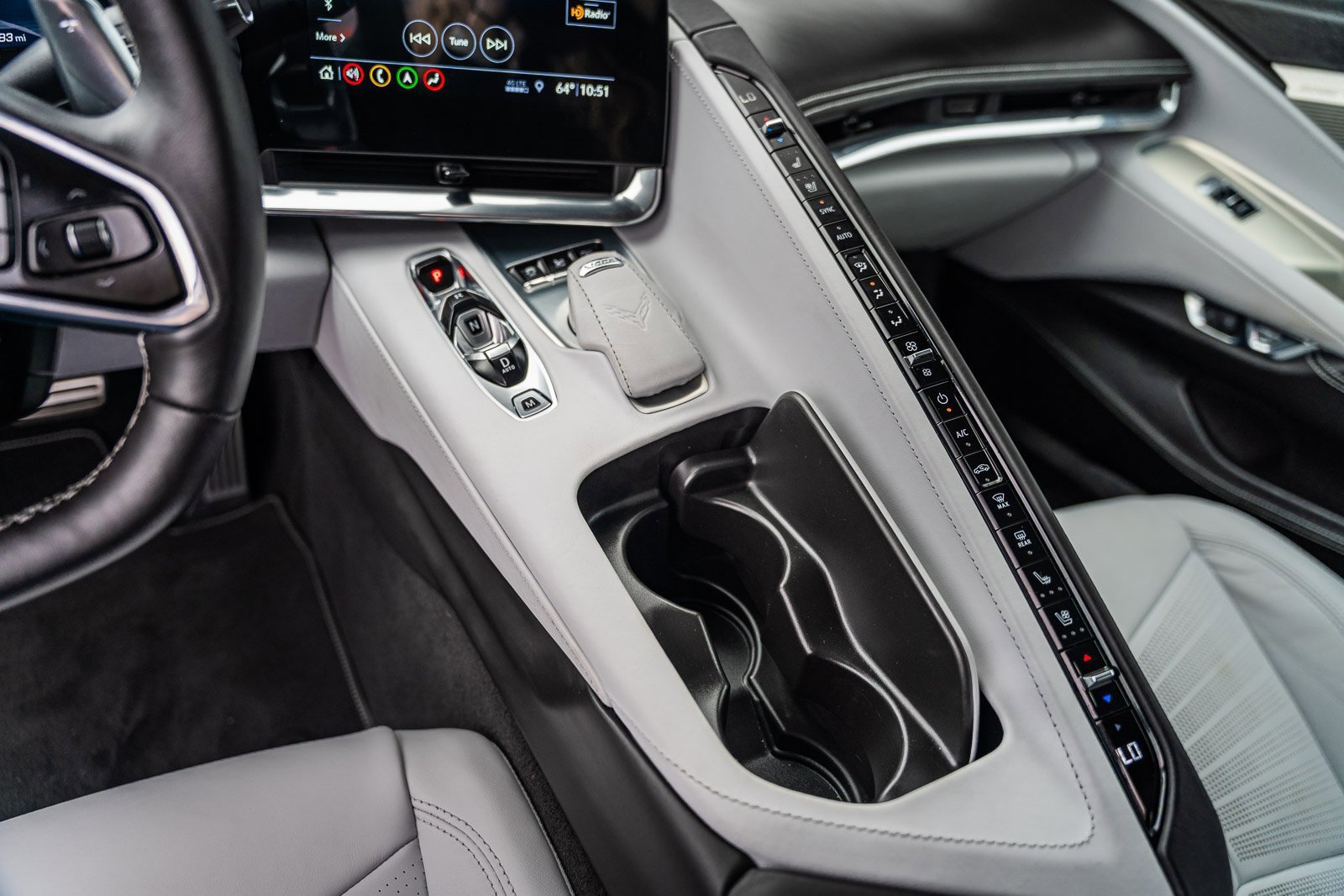 Used 2020 Chevrolet Corvette Stingray Premium Cpe w/ 3LT Preferred Equipment Group image 24