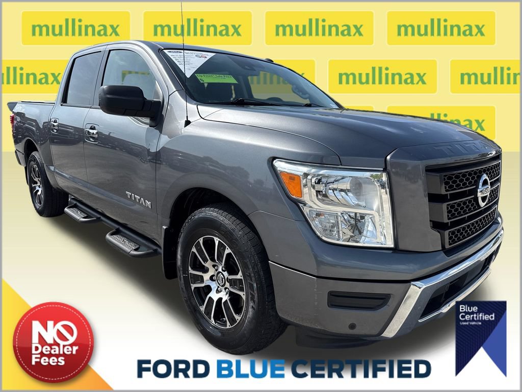 Used 2021 Nissan Titan SV w/ SV Convenience Package RWD image 1